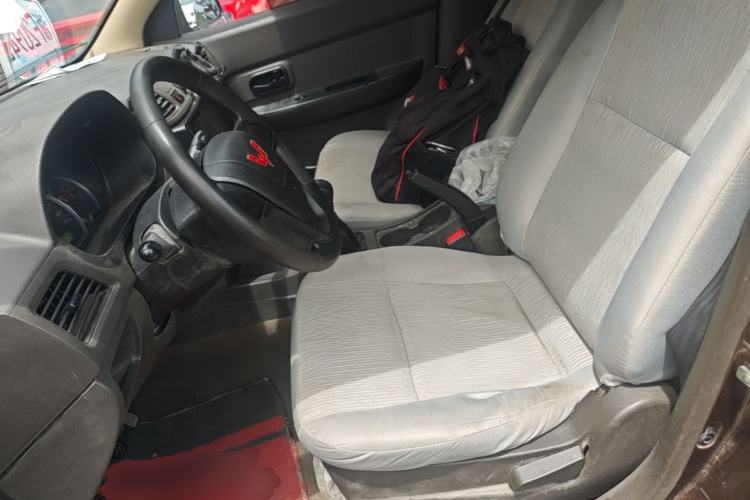 Used Wuling Hongguang 2020 1.2L S Base Model China VI LSI Left Front Seat