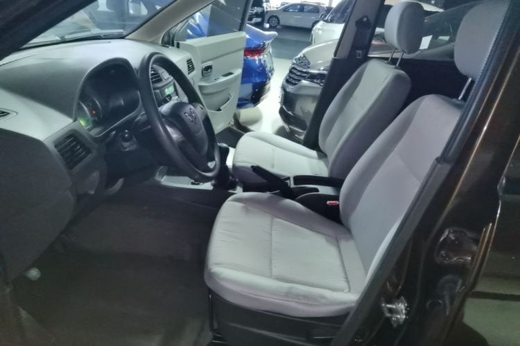 Used Wuling Hongguang 2020 1.2L S Base Model China VI LSI Left Front Seat