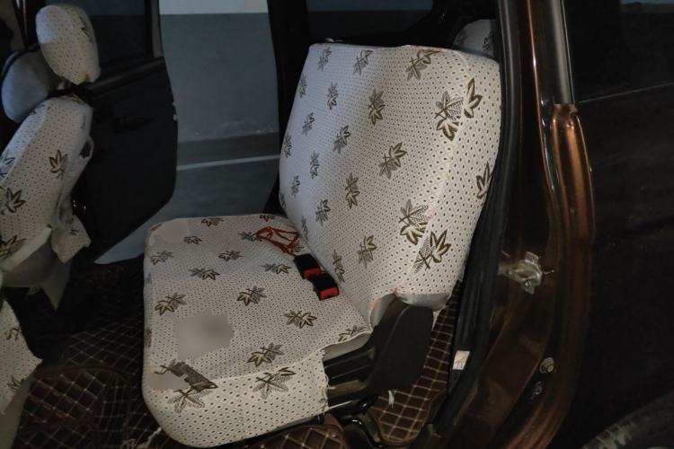 Used Wuling Hongguang 2020 1.2L S Base Model China VI LSI Left Rear Seat