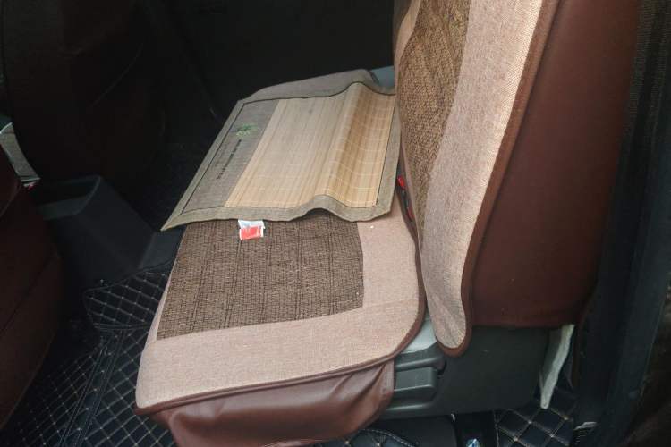 Used Wuling Hongguang 2020 1.2L S Base Model China VI LSI Left Rear Seat
