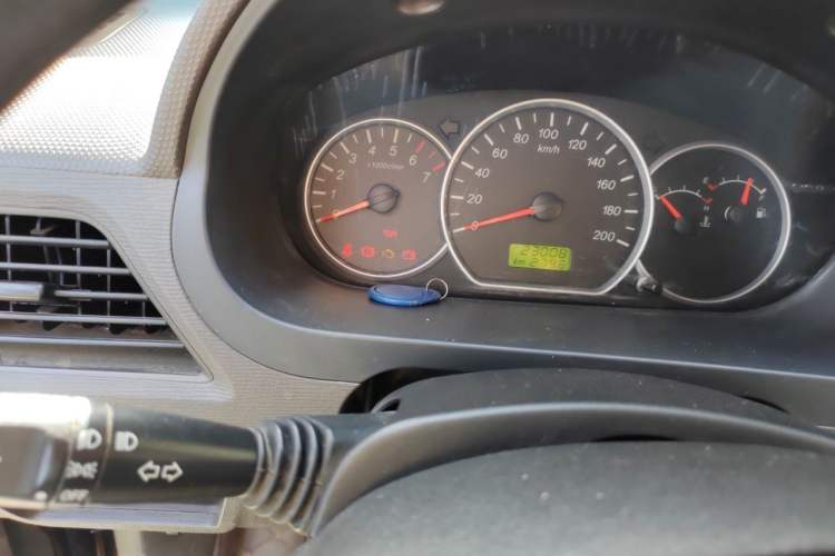 Used Wuling Hongguang 2020 1.2L S Base Model China VI LSI Odometer Close Up