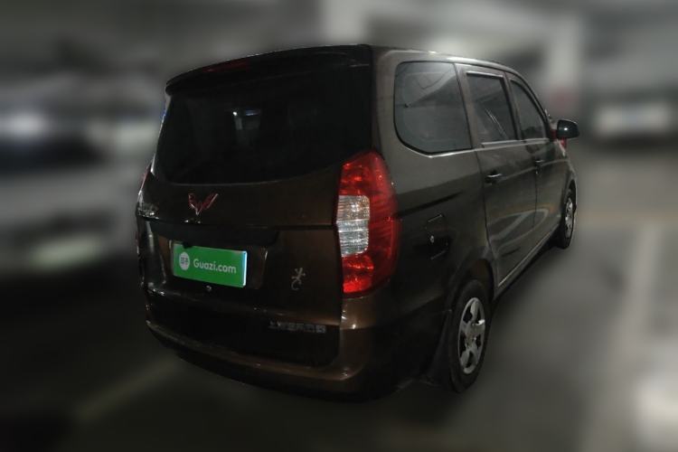 Used Wuling Hongguang 2020 1.2L S Base Model China VI LSI Rear Right 45 Deg