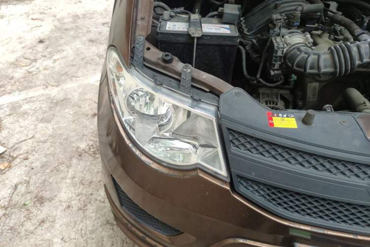 Used Wuling Hongguang 2020 1.2L S Base Model China VI LSI Right Front Headlight