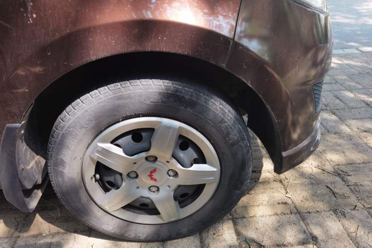 Used Wuling Hongguang 2020 1.2L S Base Model China VI LSI Right Front Wheel Hub