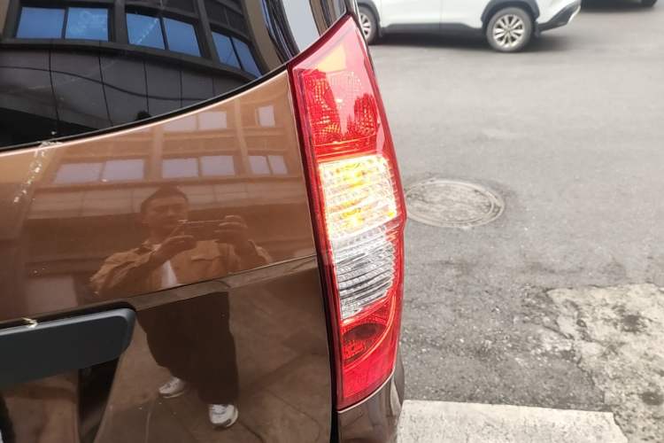Used Wuling Hongguang 2020 1.2L S Base Model China VI LSI Right Rear Taillight