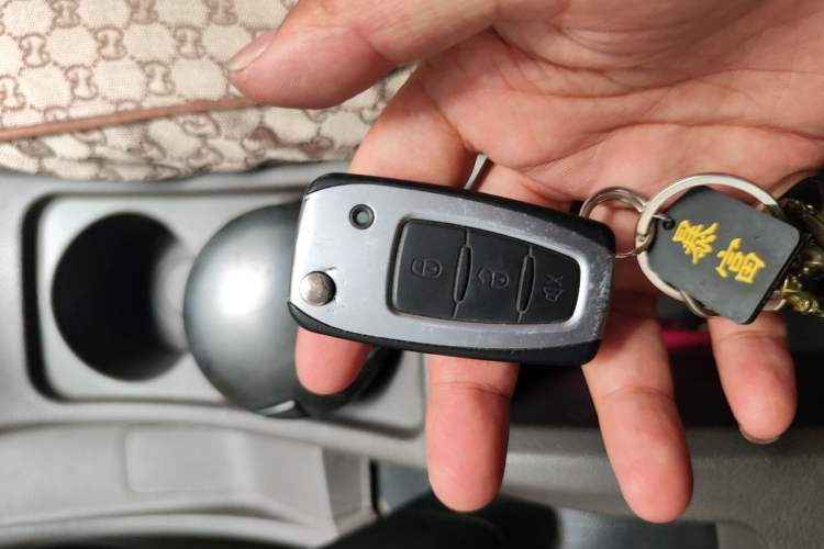 Used Wuling Hongguang 2020 1.2L S Base Model China VI LSI Vehicle Key