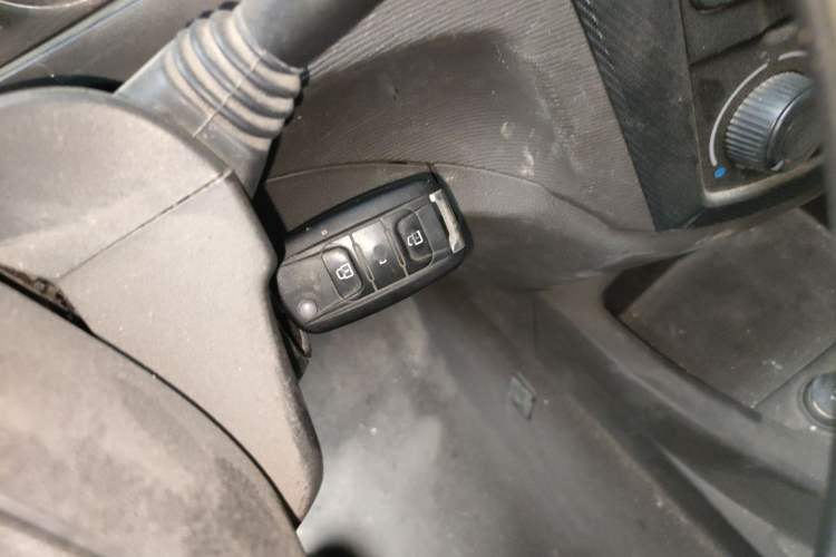 Used Wuling Hongguang 2020 1.2L S Base Model China VI LSI Vehicle Key