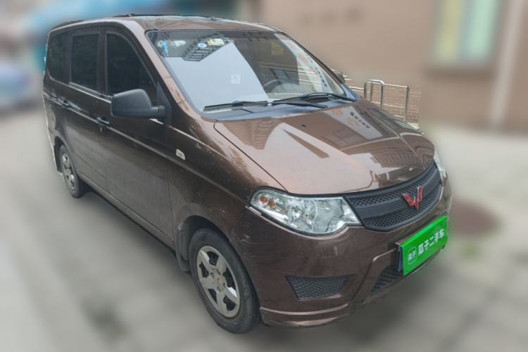 Used Wuling Hongguang 2020 1.2L S Base Model China VI LSI Front Right 45 Deg