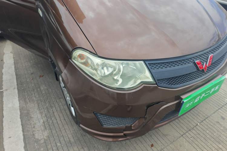 Used Wuling Hongguang 2020 1.2L S Base Model China VI LSI Right Front Headlight
