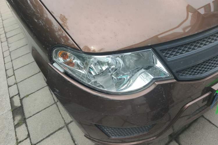 Used Wuling Hongguang 2020 1.2L S Base Model China VI LSI Right Front Headlight