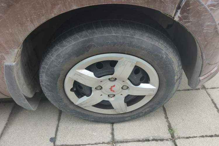 Used Wuling Hongguang 2020 1.2L S Base Model China VI LSI Right Front Wheel Hub