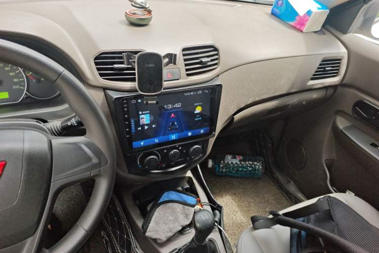 Used Wuling Hongguang 2020 1.2L S Base Model China VI LSI Audio And AC Panel