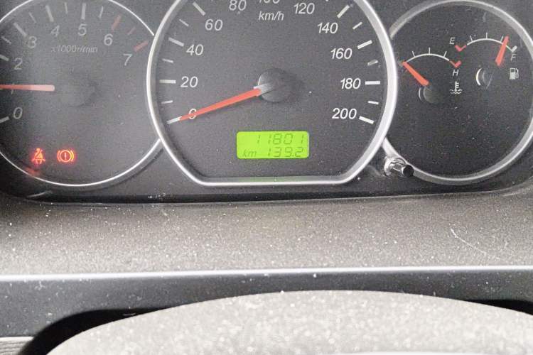 Used Wuling Hongguang 2020 1.2L S Base Model China VI LSI Odometer Close Up