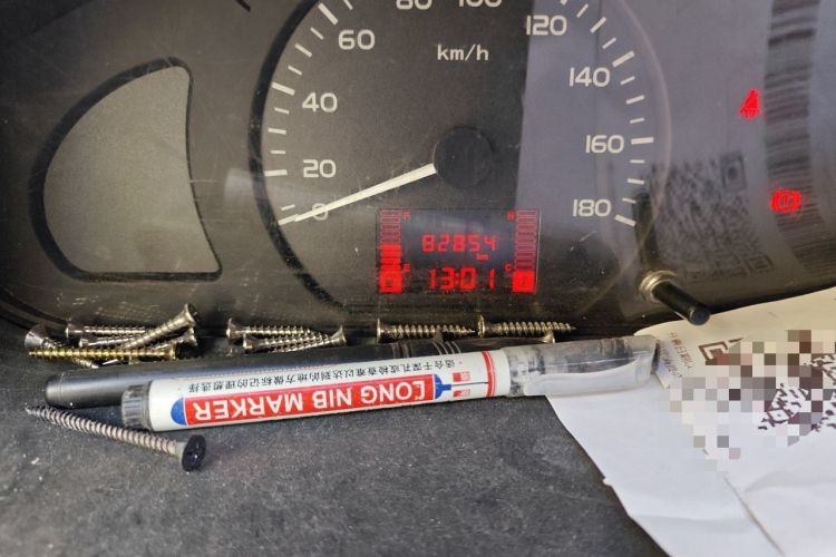Used Wuling Hongguang  Odometer Close Up