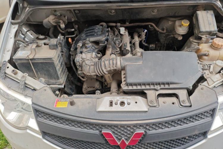 Used Wuling Hongguang 2020 1.2L S Base Model China VI LSI Engine Bay
