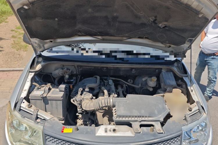 Used Wuling Hongguang 2020 1.2L S Base Model China VI LSI Engine Bay