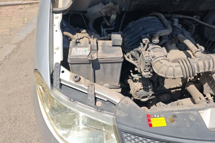 Used Wuling Hongguang 2020 1.2L S Base Model China VI LSI Engine Bay Right