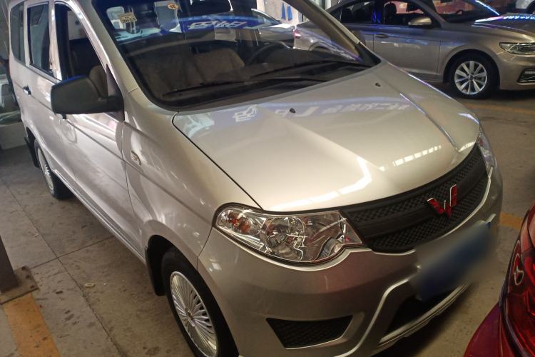 Used Wuling Hongguang 2020 1.2L S Base Model China VI LSI Front Right 45 Deg