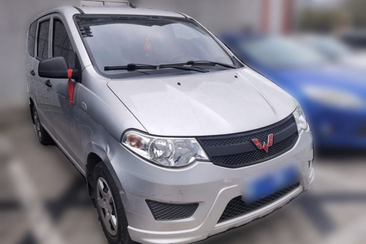 Used Wuling Hongguang 2020 1.2L S Base Model China VI LSI Front Right 45 Deg