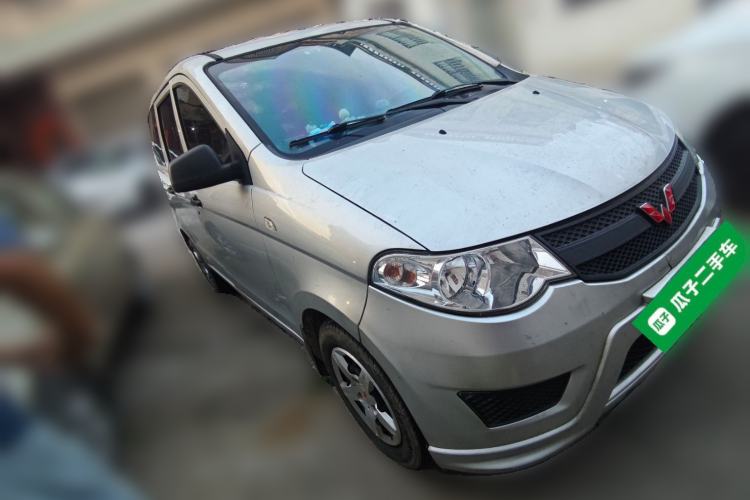 Used Wuling Hongguang 2020 1.2L S Base Model China VI LSI Front Right 45 Deg