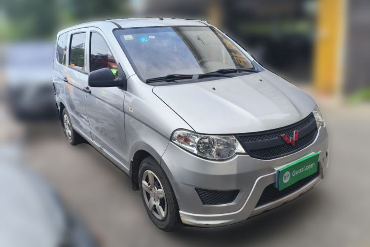 Used Wuling Hongguang 2020 1.2L S Base Model China VI LSI Front Right 45 Deg