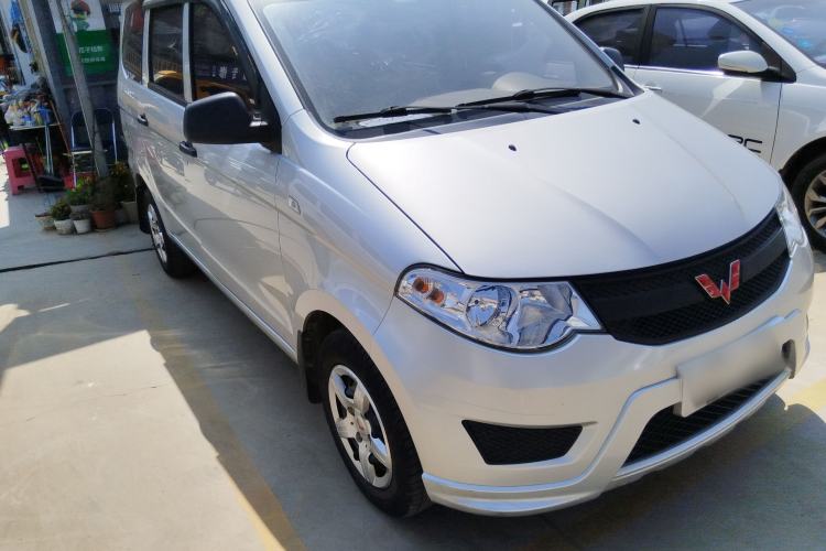 Used Wuling Hongguang 2020 1.2L S Base Model China VI LSI Front Right 45 Deg