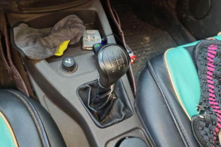 Used Wuling Hongguang 2020 1.2L S Base Model China VI LSI Gear Lever