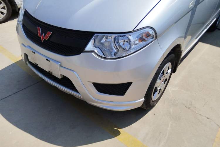 Used Wuling Hongguang 2020 1.2L S Base Model China VI LSI Left Front Headlight