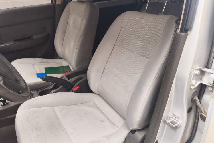 Used Wuling Hongguang 2020 1.2L S Base Model China VI LSI Left Front Seat