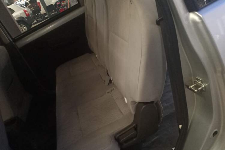 Used Wuling Hongguang 2020 1.2L S Base Model China VI LSI Left Rear Seat