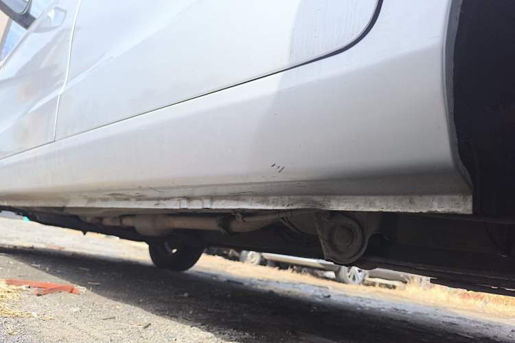 Used Wuling Hongguang 2020 1.2L S Base Model China VI LSI Left Side Sill