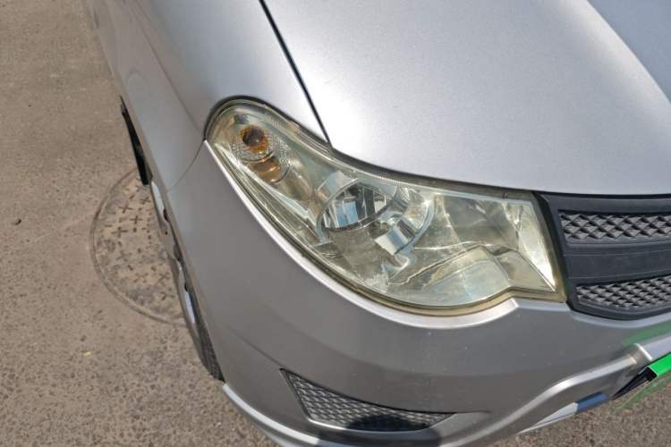 Used Wuling Hongguang 2020 1.2L S Base Model China VI LSI Right Front Headlight