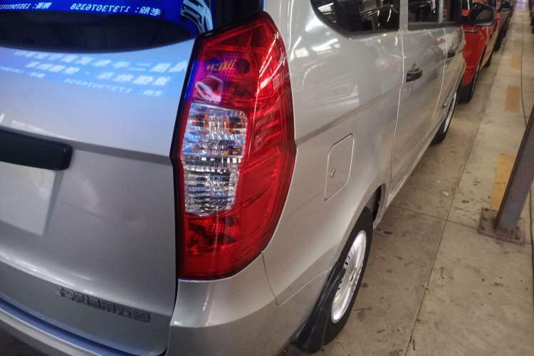 Used Wuling Hongguang 2020 1.2L S Base Model China VI LSI Right Rear Taillight