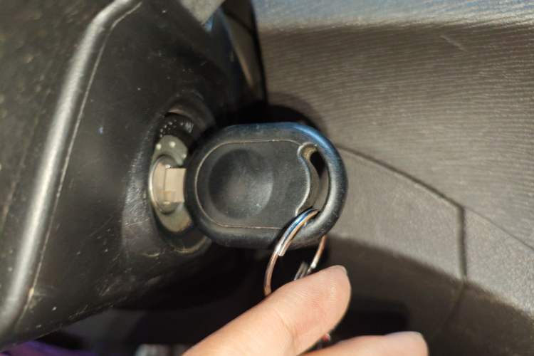 Used Wuling Hongguang 2020 1.2L S Base Model China VI LSI Vehicle Key