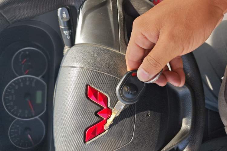 Used Wuling Hongguang 2020 1.2L S Base Model China VI LSI Vehicle Key