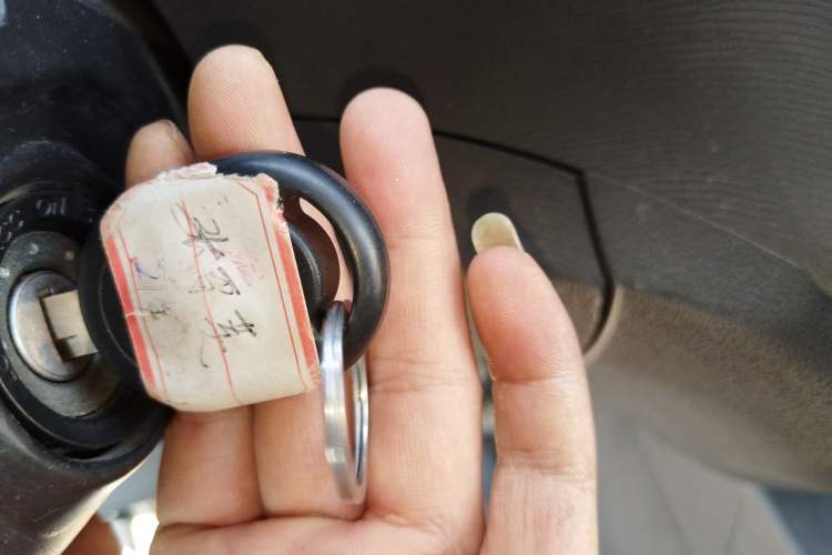 Used Wuling Hongguang 2020 1.2L S Base Model China VI LSI Vehicle Key