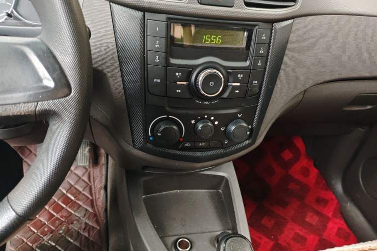 Used Wuling Hongguang 2020 1.2L S Base Model China VI LSI Audio And AC Panel