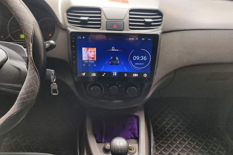 Used Wuling Hongguang 2020 1.2L S Base Model China VI LSI Audio And AC Panel