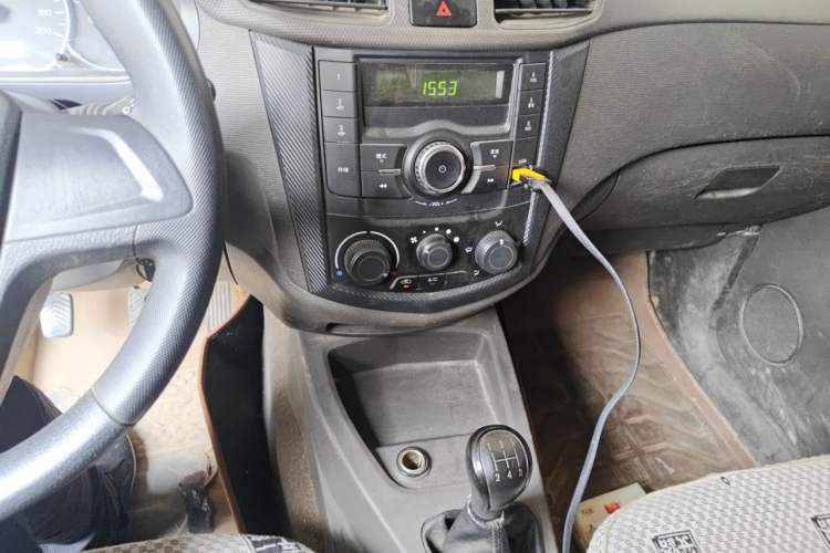 Used Wuling Hongguang 2020 1.2L S Base Model China VI LSI Audio And AC Panel