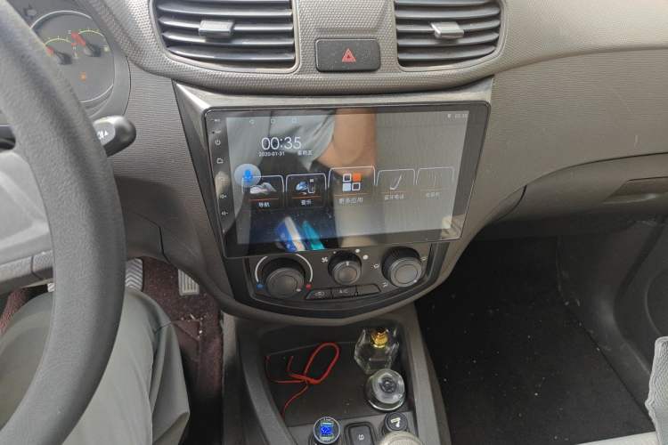 Used Wuling Hongguang 2020 1.2L S Base Model China VI LSI Audio And AC Panel