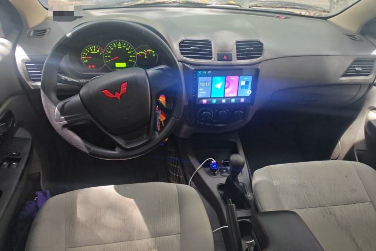 Used Wuling Hongguang 2020 1.2L S Base Model China VI LSI Center Console