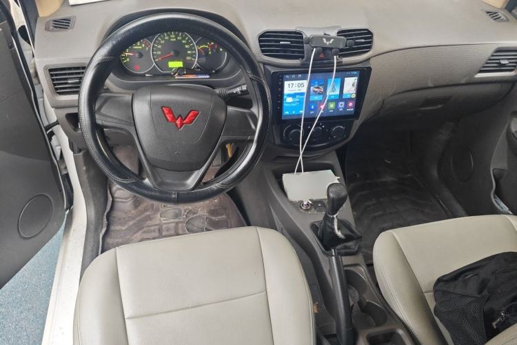 Used Wuling Hongguang 2020 1.2L S Base Model China VI LSI Center Console