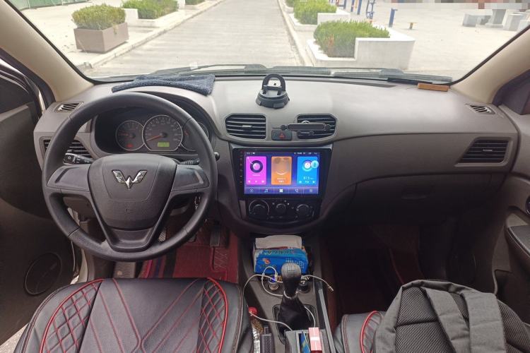 Used Wuling Hongguang 2020 1.2L S Base Model China VI LSI Center Console