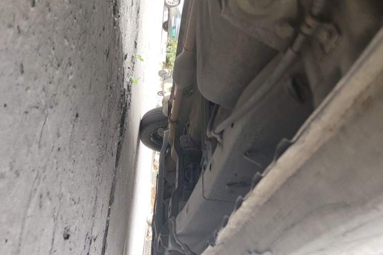 Used Wuling Hongguang 2020 1.2L S Base Model China VI LSI Chassis Rear Right