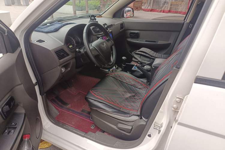 Used Wuling Hongguang 2020 1.2L S Base Model China VI LSI Driver Seat