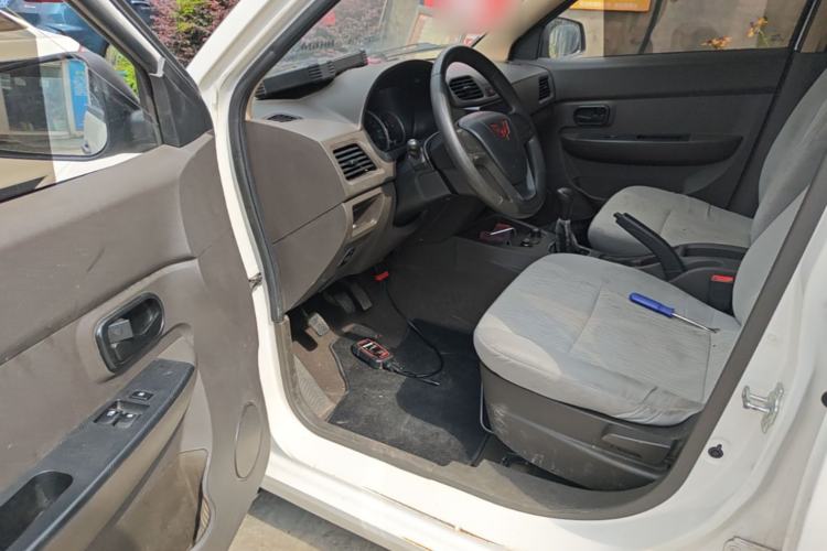 Used Wuling Hongguang 2020 1.2L S Base Model China VI LSI Driver Seat