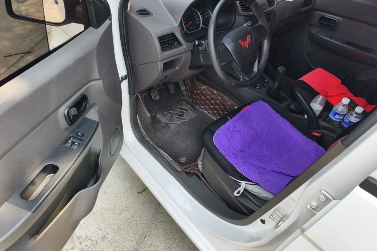 Used Wuling Hongguang 2020 1.2L S Base Model China VI LSI Driver Seat