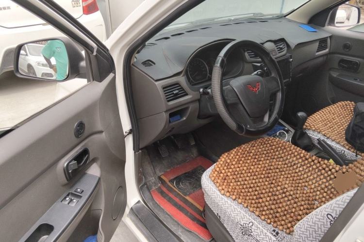 Used Wuling Hongguang 2020 1.2L S Base Model China VI LSI Driver Seat