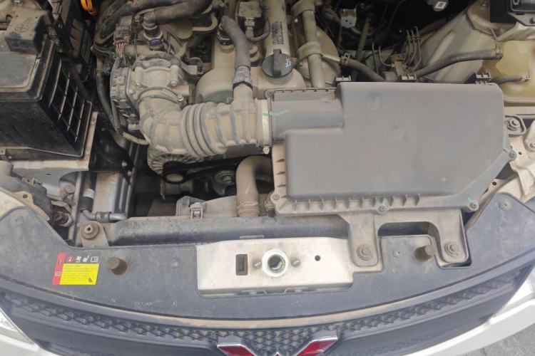 Used Wuling Hongguang 2020 1.2L S Base Model China VI LSI Engine Bay