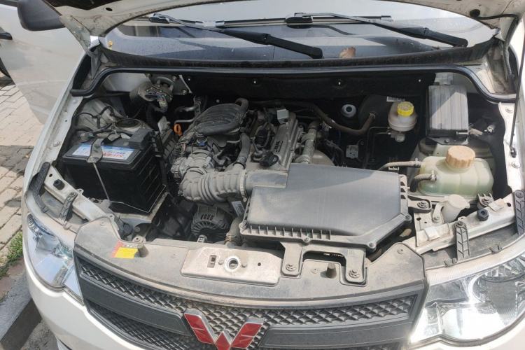 Used Wuling Hongguang 2020 1.2L S Base Model China VI LSI Engine Bay